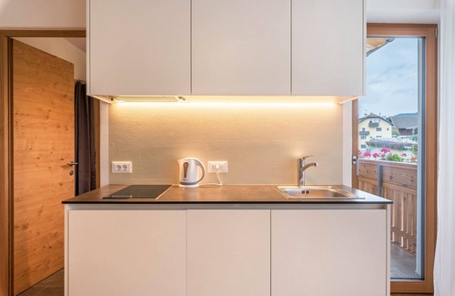 Santo Stefano Apartment | Apartment "Stefansdorf Wohnung 6" with Mountain View, Wi-Fi, Garden, Balcony & BBQ