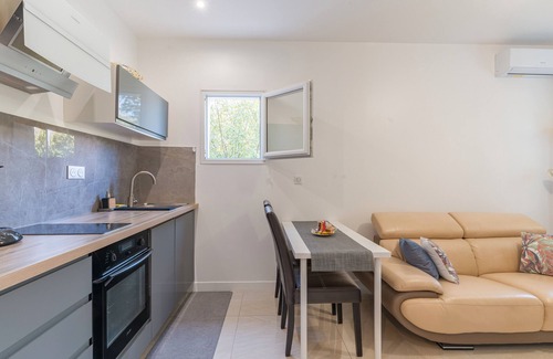 Grand Sud Apartment | Apartment 'Studio Indépendant Avec Jardin' with Wi-Fi and Air Conditioning