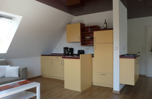 Todendorf Apartment | Apartment "Teichblick" in Todendorf on Fehmarn, 15 m² roof terrace, dog-friendly
