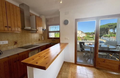 L'Escala Apartment | Apartment to Enjoy a Family Vacation on the Costa Brava
