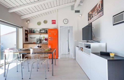 Taormina Apartment | Apartment to let in Taormina Sicily, Taormina short term rentals, holiday flat in Taormina Sicily
