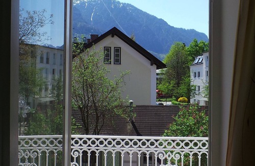 Bad Reichenhall Apartment | Apartment TOP 2 for 1-3 persons with sunny south and east-facing balcony, 55sqm