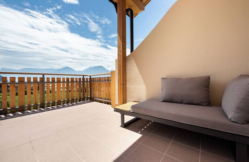 Merano Apartment | Apartment 'Torgglbauer 1' with Mountain View, Pool, Terrace & Wi-Fi