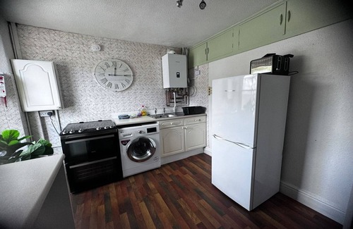 Combe Martin Apartment | Apartment Two Bed Room Apartment (4 Guest)