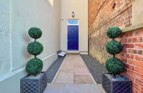Gloucester Apartment | Apartment Two - UK48496