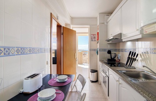 Armacao de Pera Apartment | Apartment 'Vieira À Beira Mar' with Sea View, Balcony and Wi-Fi