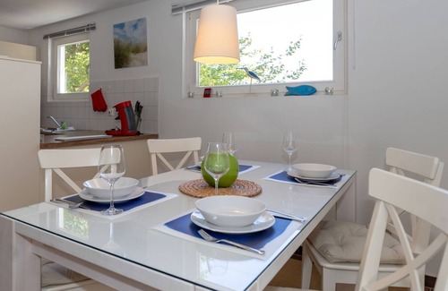 Graal Mueritz Apartment | Apartment W16.3.S - 3-room apartment for max. 4 people. in the DG, WLAN, near the beach