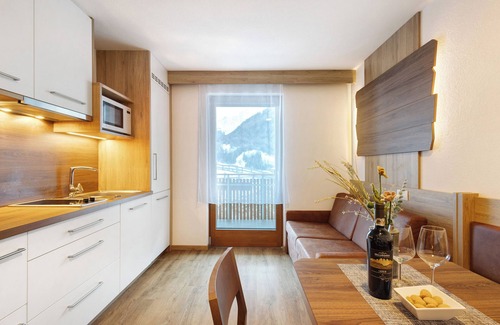 Valle Aurina Apartment | Apartment 'Waldheim Apt 14 15' with Mountain View, Shared Garden and Wi-Fi