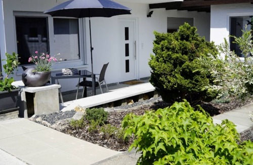 Neresheim Apartment | Apartment 'Waldmariechen' with Shared Garden, Balcony and Wi-Fi