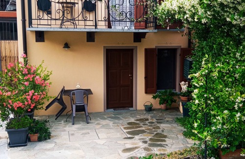 Verduno Apartment | APARTMENT WITH 4 PLACES IN RENOVATED HOUSE IN HISTORIC CENTER