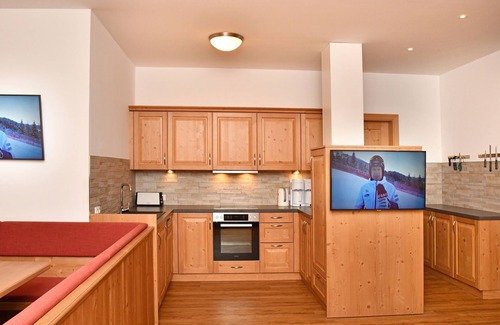 Brixen im Thale Apartment | Apartment with a spa next to the gondola