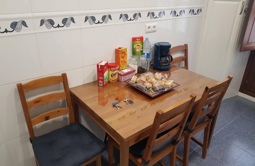 Gijon City Centre Apartment | Apartment with Balcony