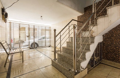 Tilak Nagar Apartment | Apartment with comfort & privacy of a hotel