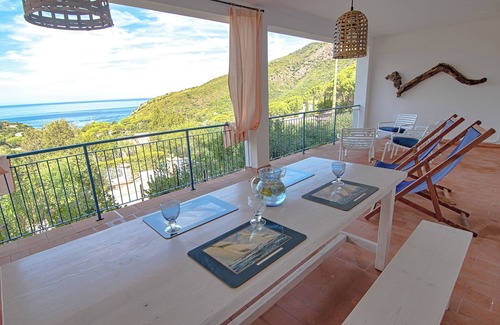 Rio nell'Elba Apartment | Apartment with dream view terrace!