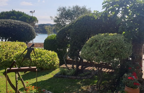 La Fosca Apartment | Apartment with garden at 11 meters from the sand beach of la Fosca.