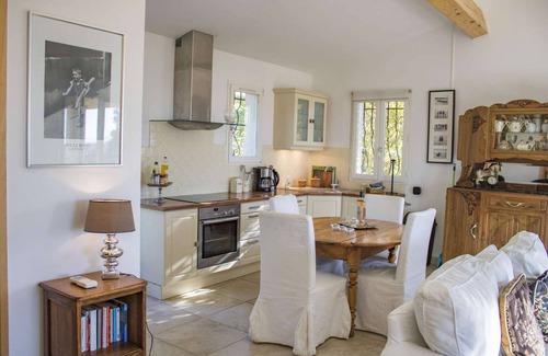 Montauroux Apartment | Apartment with Heated Pool and Panoramic View
