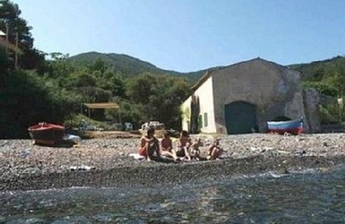 Bagno-Sprizze Apartment | Apartment with panoramic terrace with access to the beach