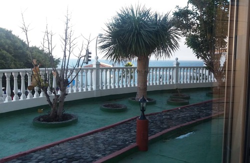 Las Caletillas Apartment | Apartment with sea views, pool and WiFi