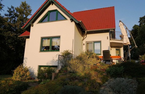 Demmin Apartment | Apartment with south balcony on the beautiful Peene - Apartment with south balcony