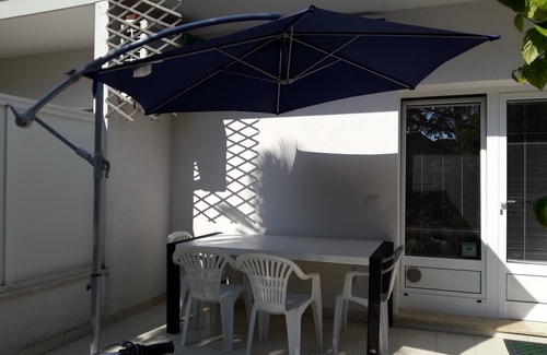 Grado Apartment | Apartment with terrace and garden in the center and near the beach