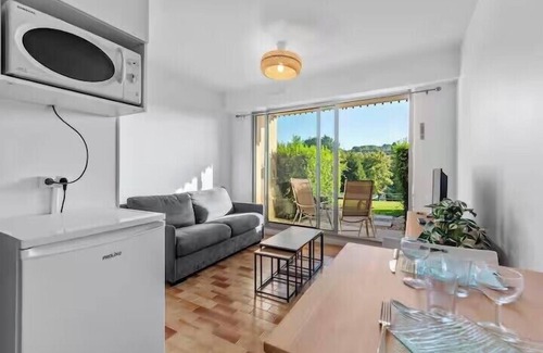 Clair Valon Apartment | Apartment with view on the golf of Houlgate
