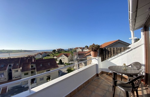 Mogro Apartment | Apartment with views, beach and pool