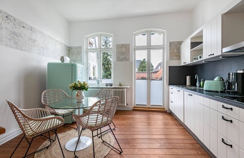 Garding Apartment | Apartment 'Wohnoase Im Denkmal' with Private Terrace, Balcony and Wi-Fi