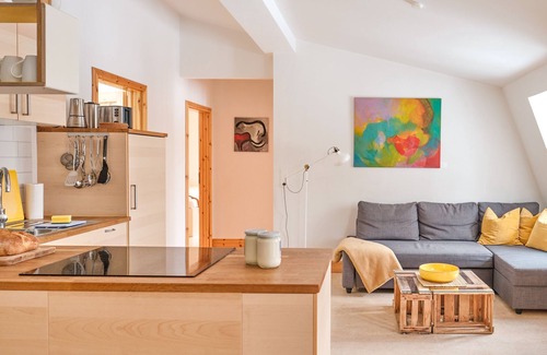 Schwerin Apartment | Apartment yellow - holidays on the organic farm