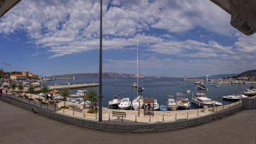 Senj House | Apartments & Rooms Josephine