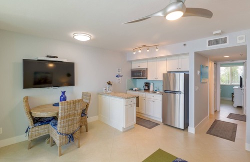 Marco Island Condo | Apollo 603-Remodeled!