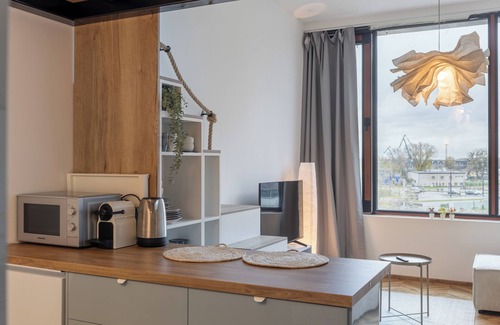 Nivy Apartment | Apollo Luxe Studio & Near Donwtown, Parking