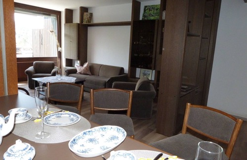Fuessen Apartment | App 3/219 - Gemütliche Fewo für 2-4 P m. Balkon + Bergblick - Ferienappartements Weissensee