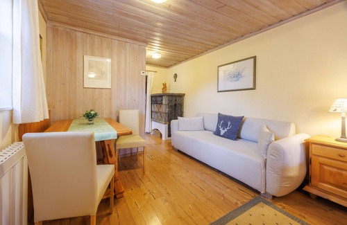 Ruhpolding Apartment | App. Reifelberg , Küche, Kachelofen, 1 Wohn-/schlafzimmer, Wlan, max 2 Personen
