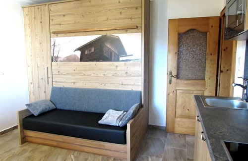 Oberperfuss Apartment | App. Sunflower/2 bedrooms/shower/WC, short 2 early - Studlerhof Hörtnagl