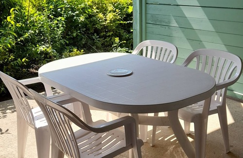 Arreau Apartment | App T2 Bis Piscine Terrasse