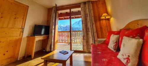 Orcieres-Merlette Apartment | Appart chaleureux au pied des pistes avec piscine