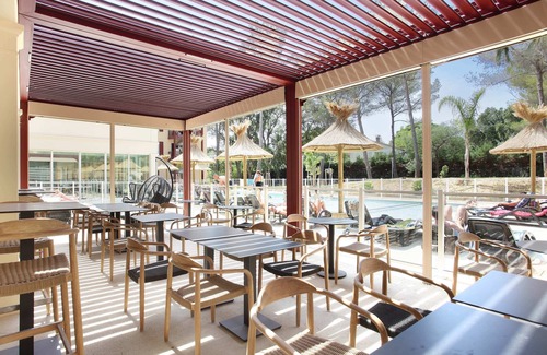 Cavalaire-sur-Mer Condo | Appart Climatisé | 10 Minutes de la Plage à Pied