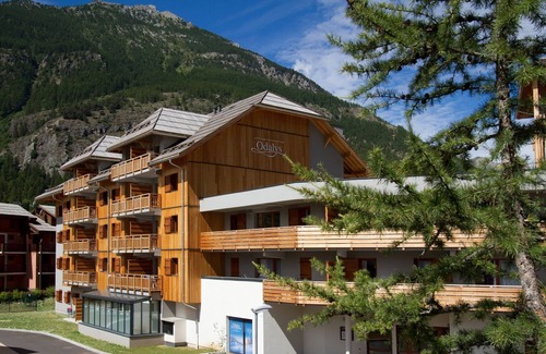 La Salle-les-Alpes Condo | Appart de Montagne Cosy | Service de Navette !
