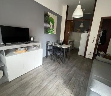 Borghetto Santo Spirito Apartment | Appartamento Stefania