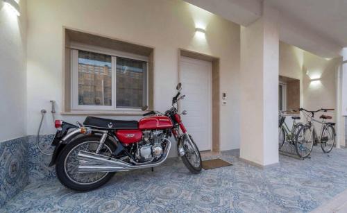 San Pietro in Bevagna Apartment | Appartamento Girasole