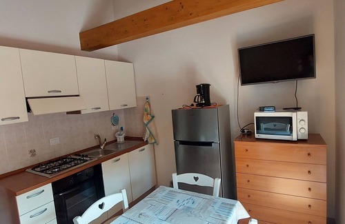 Moneglia Apartment | Appartamenti Enrica /Just 400 m away from the sea , new flat for 4 people