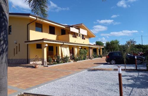Ricadi House | Appartamenti Garden