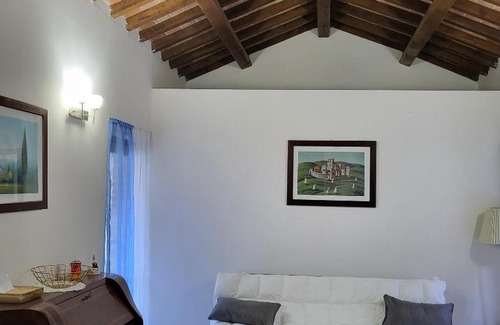 Gubbio House | Appartamenti Molino Settecamini