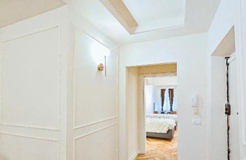 Sant' Ambrogio Apartment | Appartamento centrale ed elegante nel centro