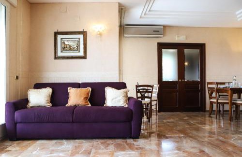 Capodimonte Apartment | Appartamento con terrazzo a Capodimonte by Wonderful Italy