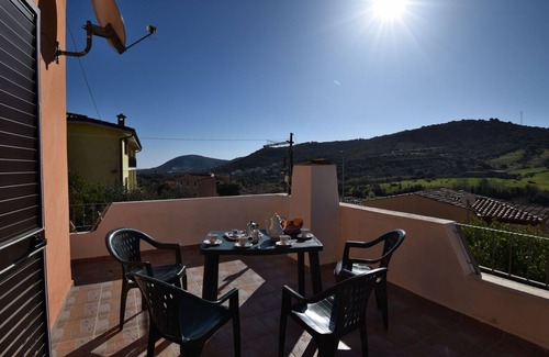 San Lorenzo Apartment | Appartamento Fabiana in Budoni, Sardegna sea view