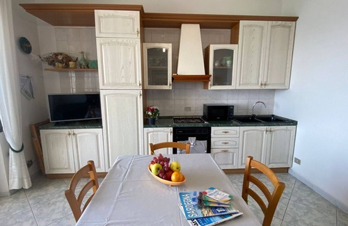 Porto Torres Apartment | APPARTAMENTO IL DELFINO: comodissimo e fronte mare
