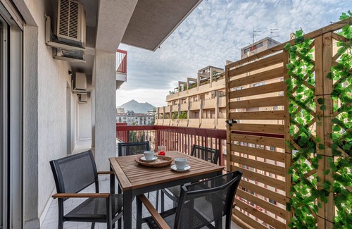 Borgo Vecchio Apartment | Appartamento Libertà con terrazza by Wonderful Italy