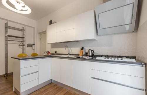 Borgo Vecchio Apartment | Appartamento Libertà con Terrazza by Wonderful Italy