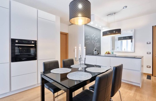 Treviso Apartment | Appartamento Moderno Easy ti Venice, parcheggio gratuito, addato a famiglie nnn